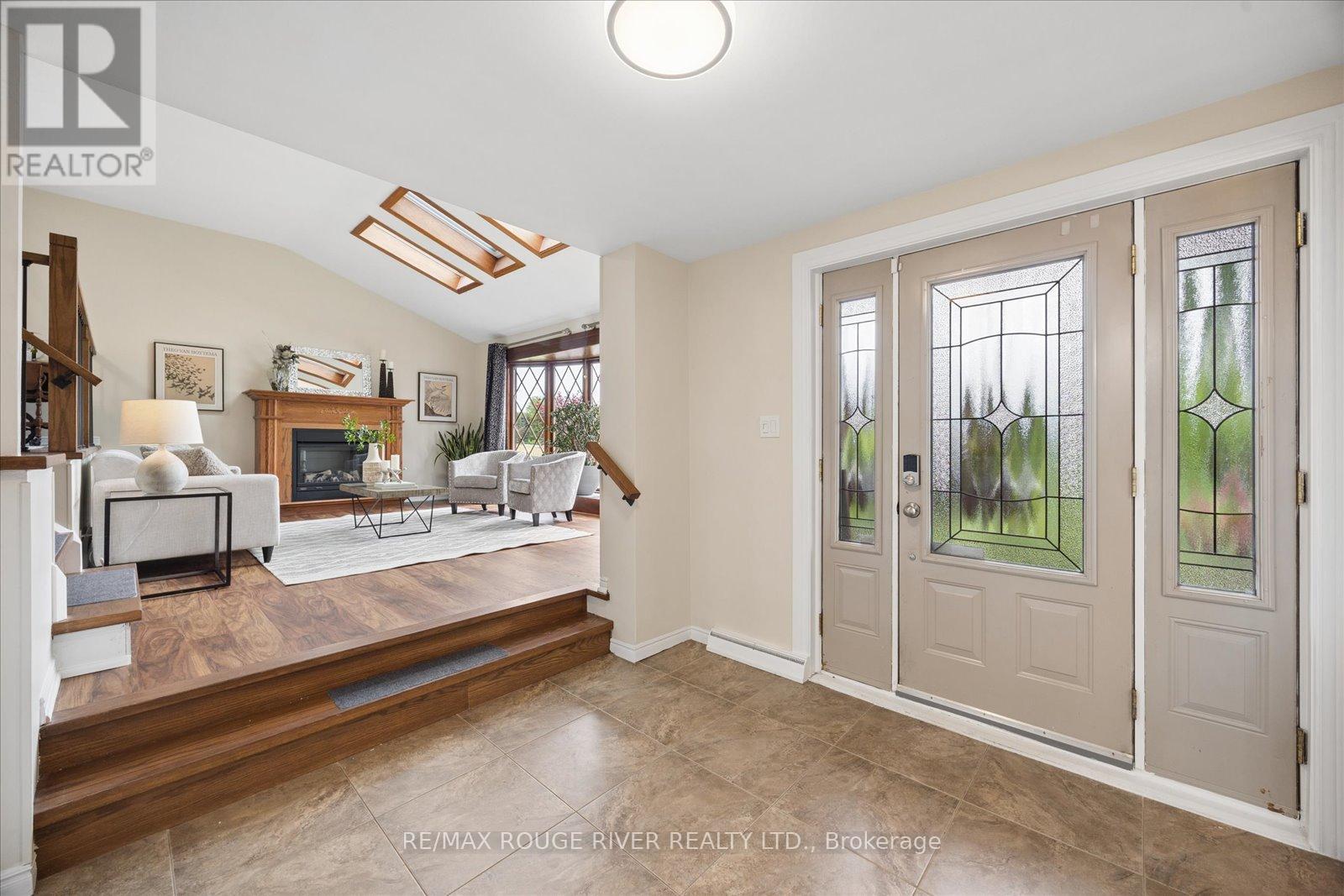 881 SWISS HEIGHTS DRIVE - Image 6