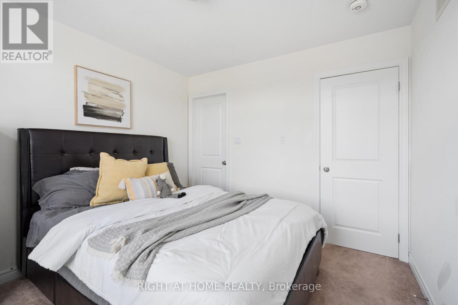 4 BILL HUTCHINSON CRESCENT - Image 35
