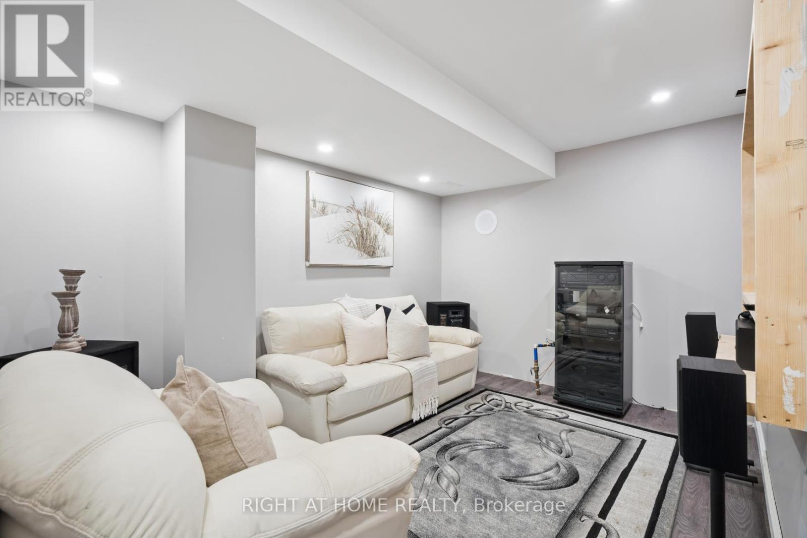 4 BILL HUTCHINSON CRESCENT - Image 38