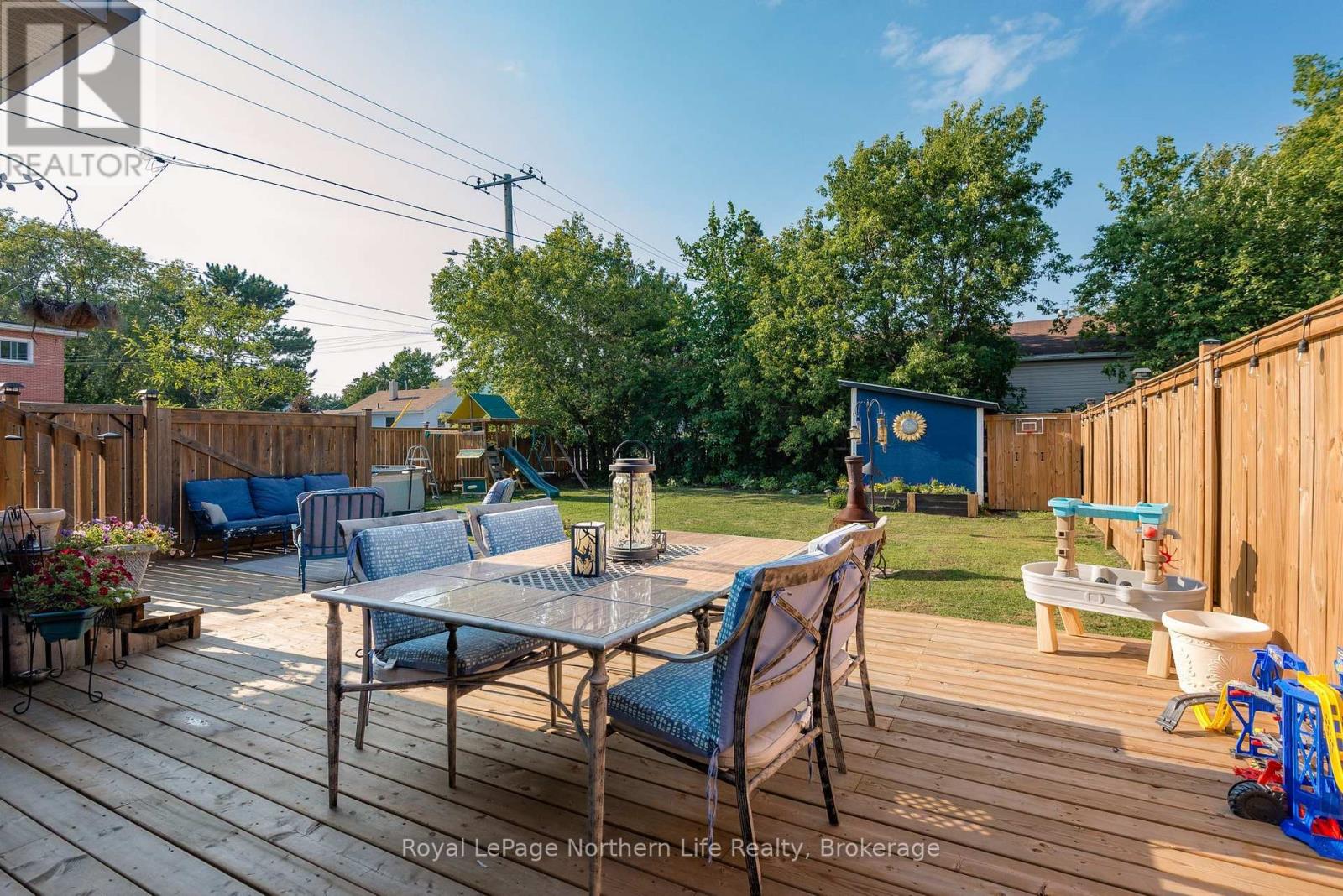 1612 CASSELLS STREET - Image 11