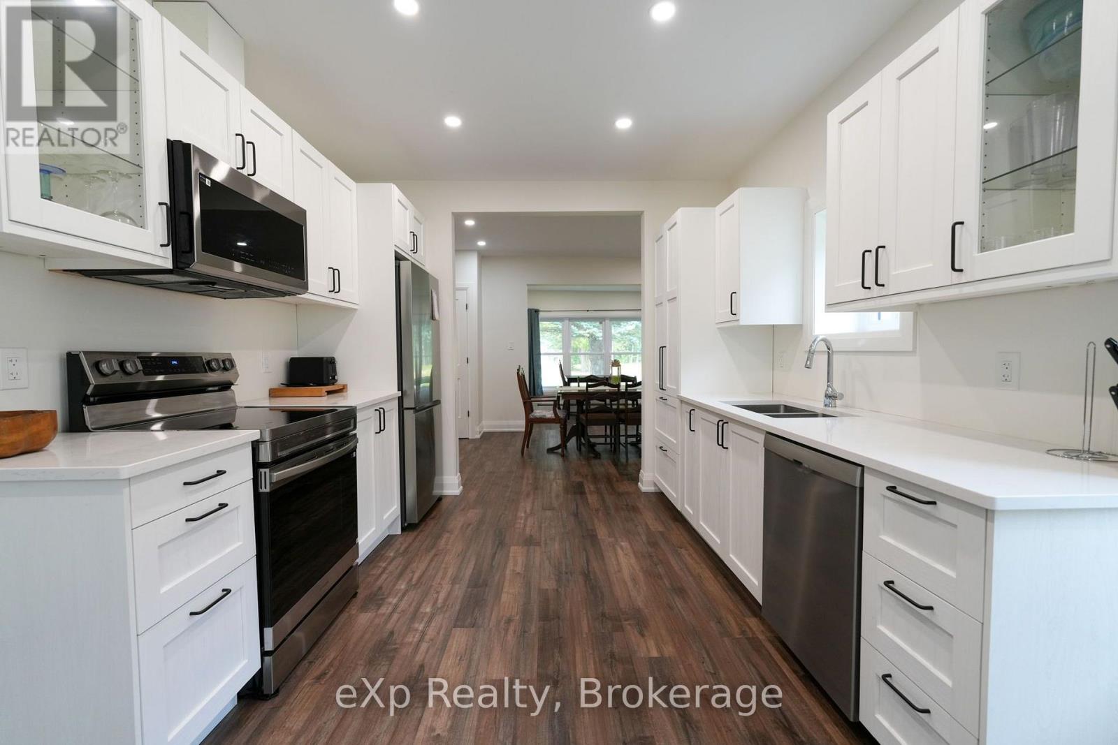 136 BREADALBANE STREET S - 13
