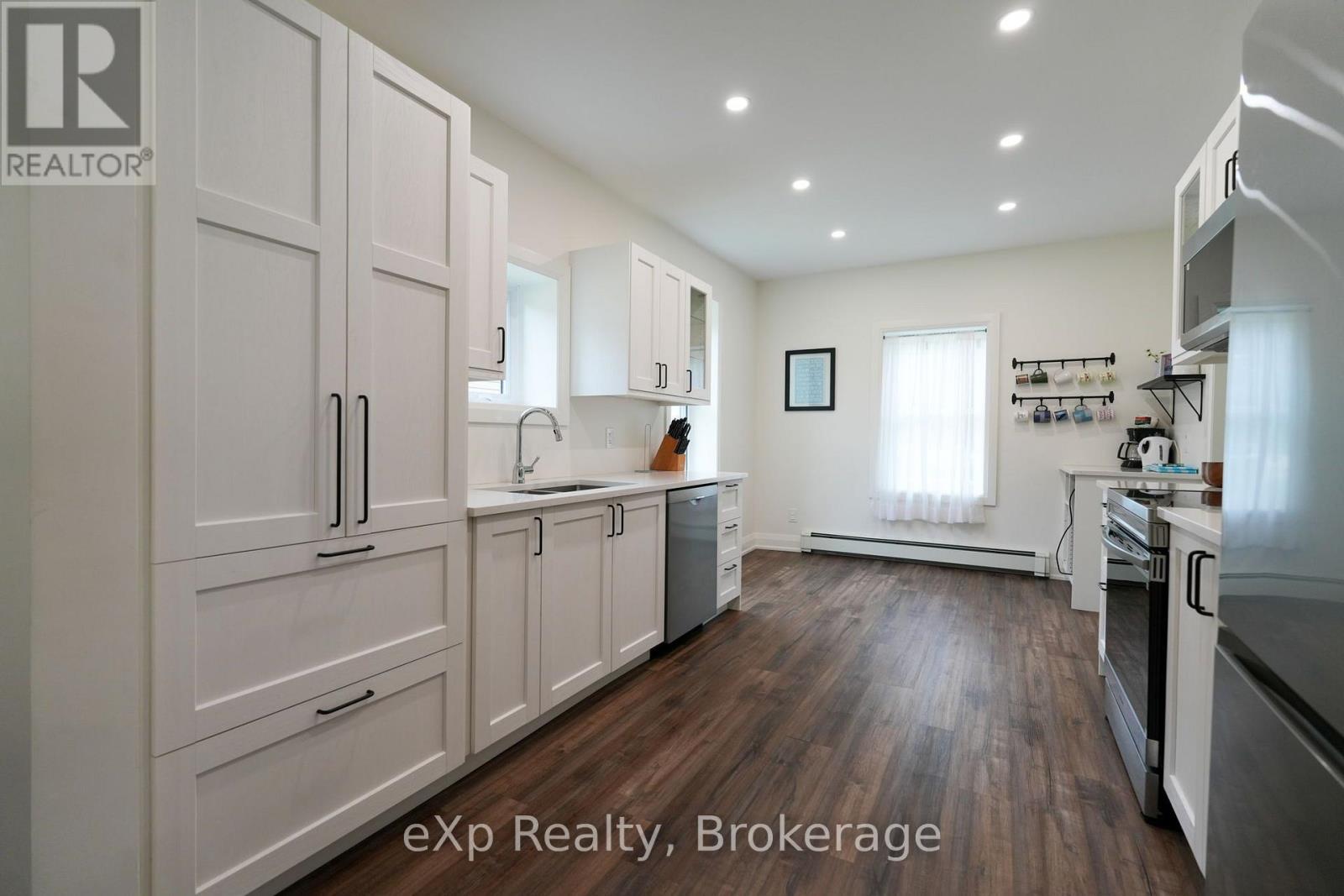 136 BREADALBANE STREET S - Image 16