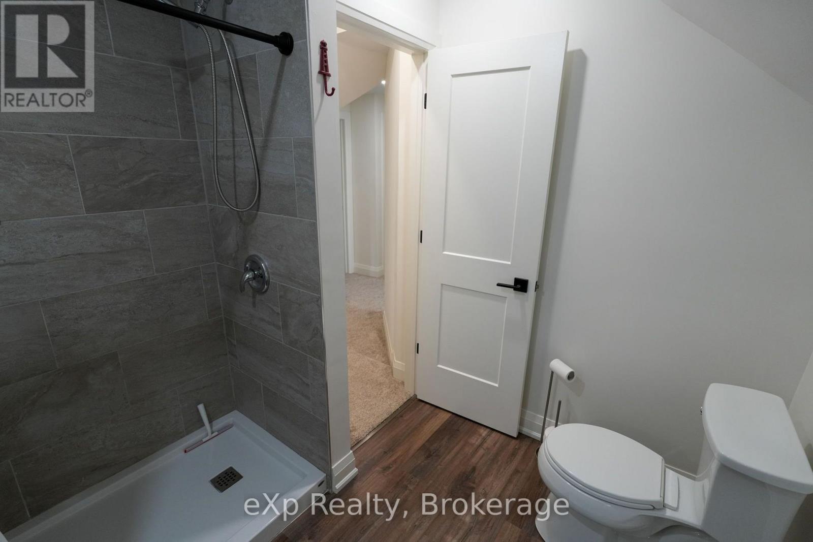 136 BREADALBANE STREET S - 28