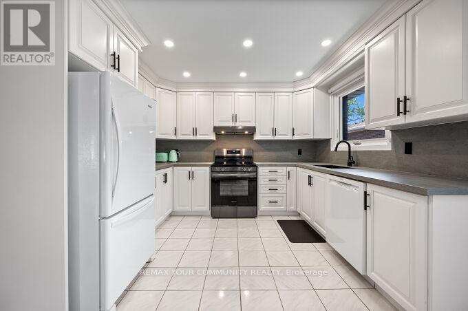 19 HAMER BOULEVARD - 13