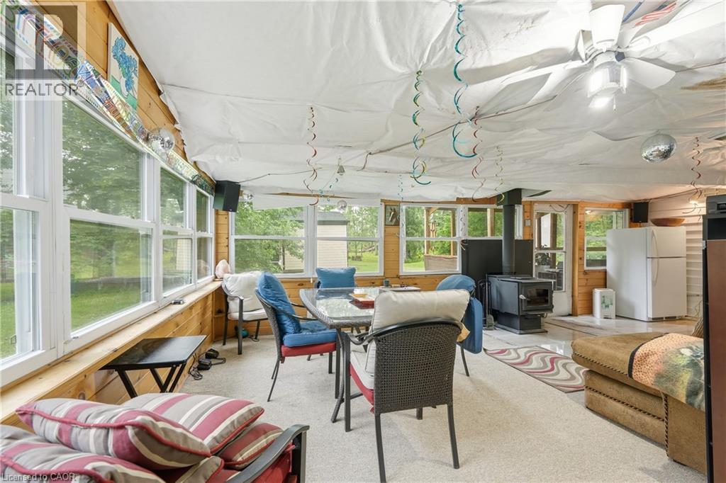 633 POINT ABINO Road S - 11