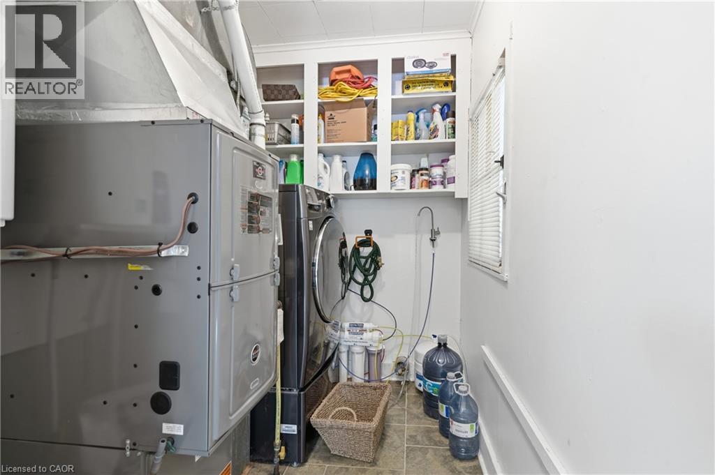 633 POINT ABINO Road S - 24