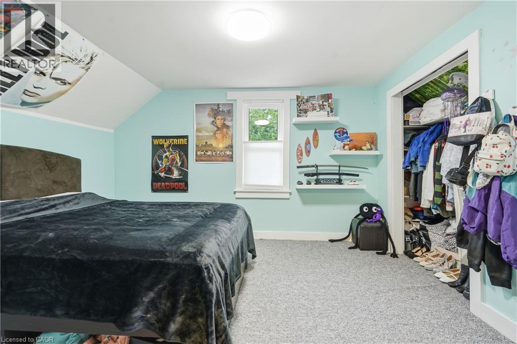 633 POINT ABINO Road S - Image 18