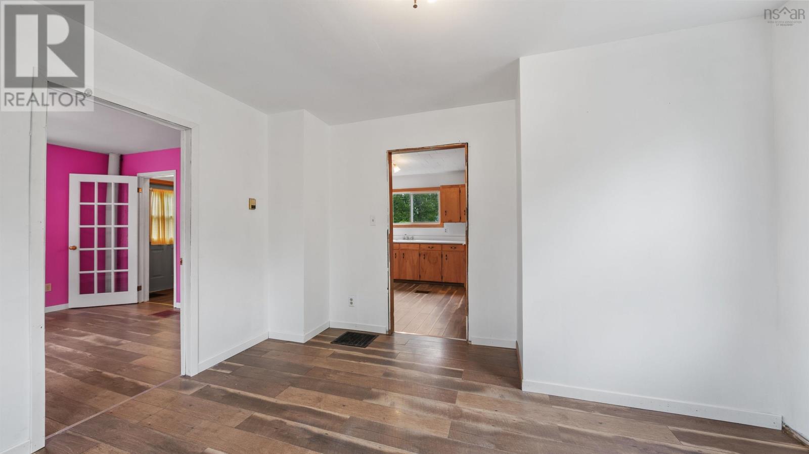 1909 Campbells Road - 12