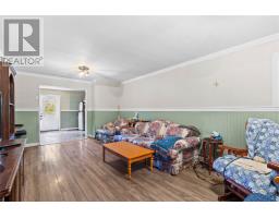 10-12 Glebe Road thumbnail 12