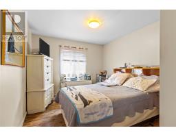 10-12 Glebe Road thumbnail 8