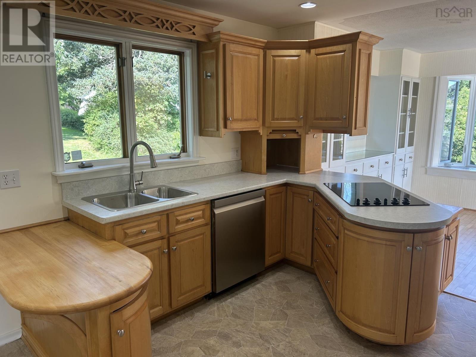 176 Green Street - 9