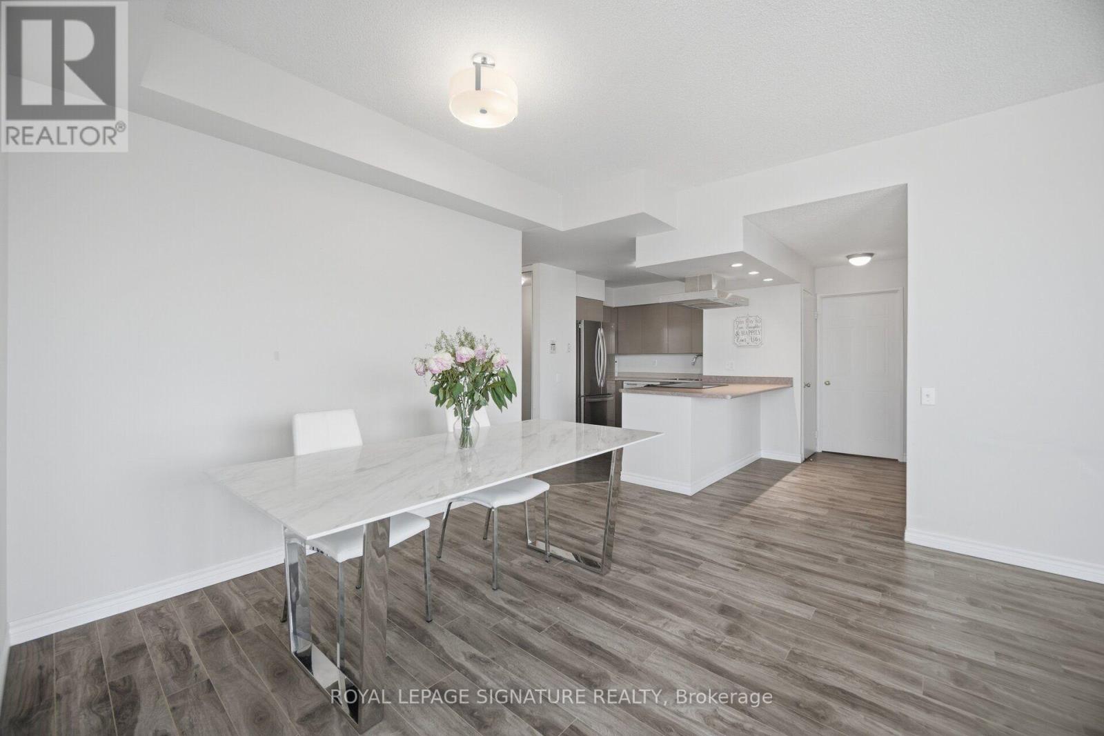 #3603 750 BAY STREET - 10