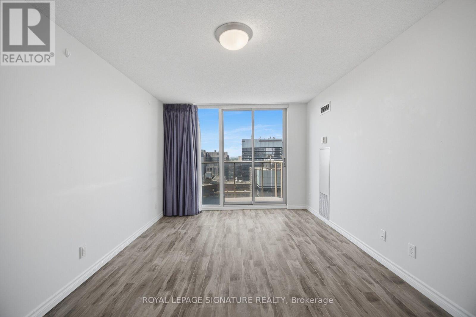 #3603 750 BAY STREET - 14