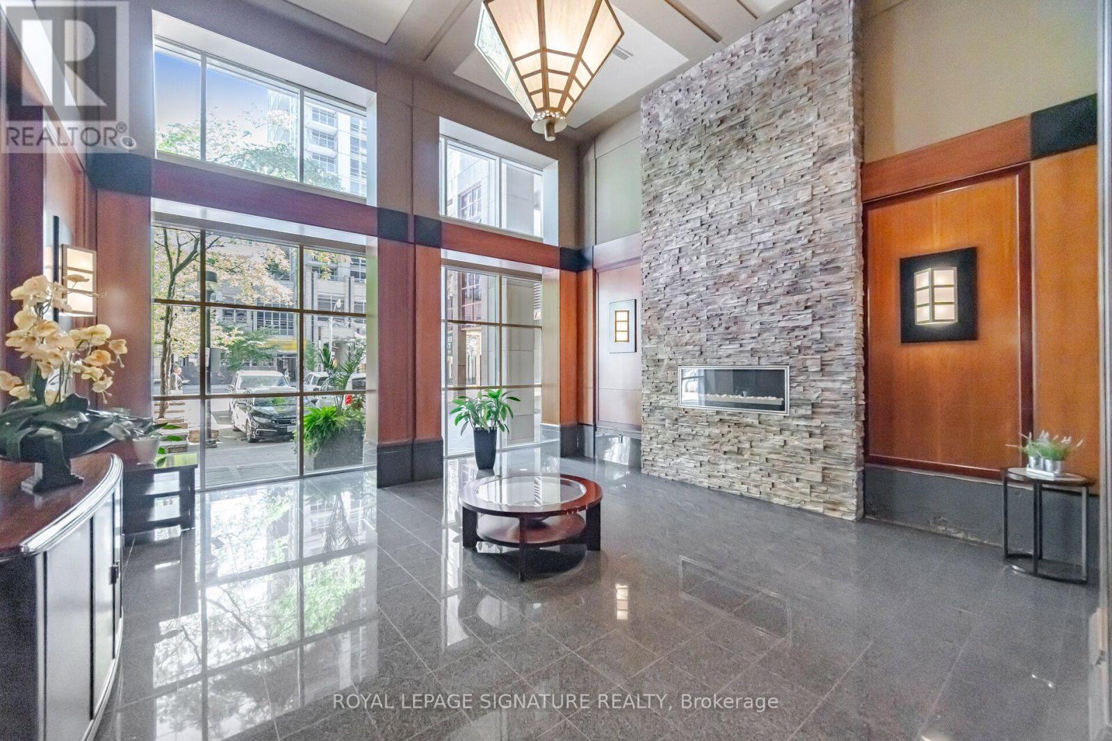 #3603 750 BAY STREET - 6