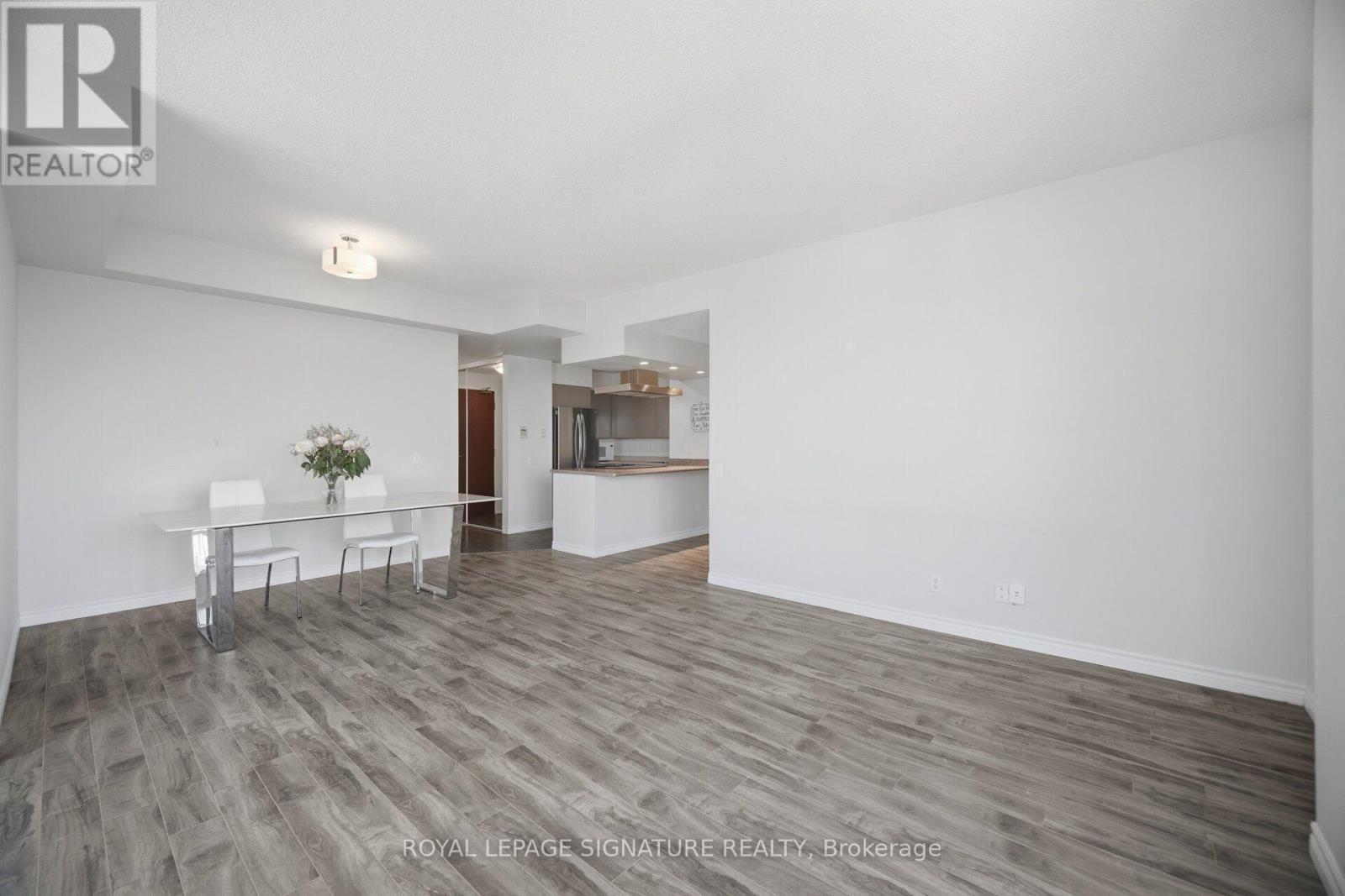 #3603 750 BAY STREET - 9