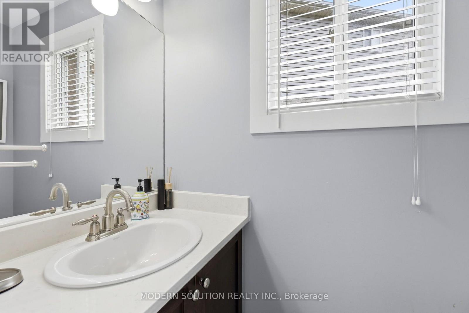 897 BRADSHAW CRESCENT - Image 14
