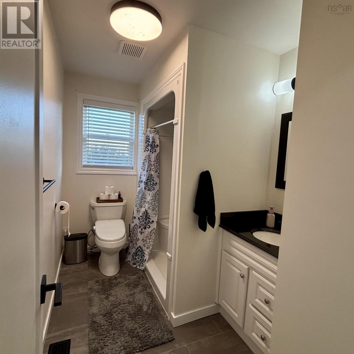 Property 20 of 28 of 45 King Street