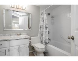 102 32145 Old Yale Road, Abbotsford, BC V2T2C8 Photo 10