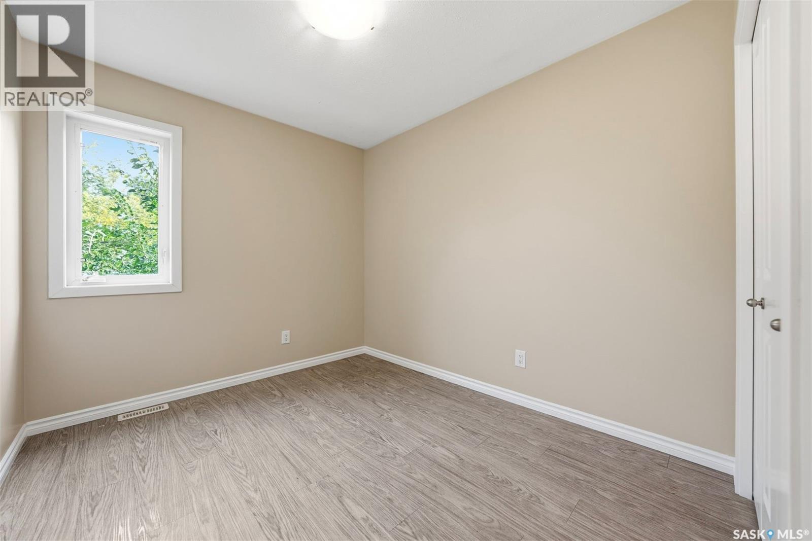 532 J AVENUE N - 23