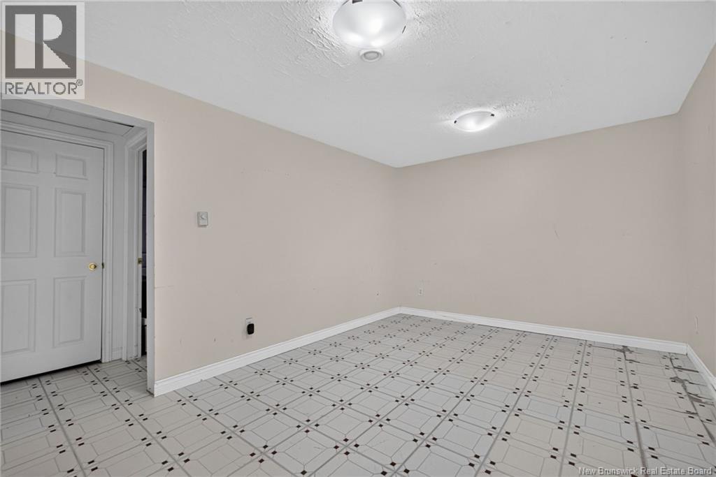 97 Old Oak Crescent - Image 34