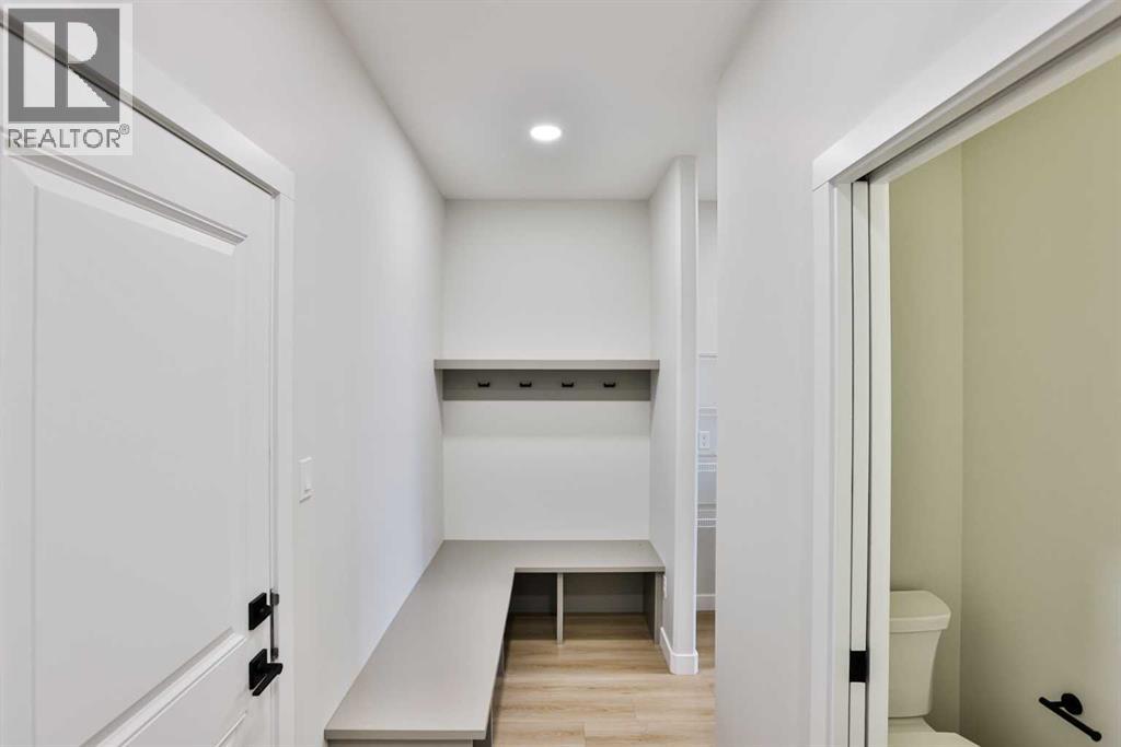 877 Devonia Circle W - Image 4