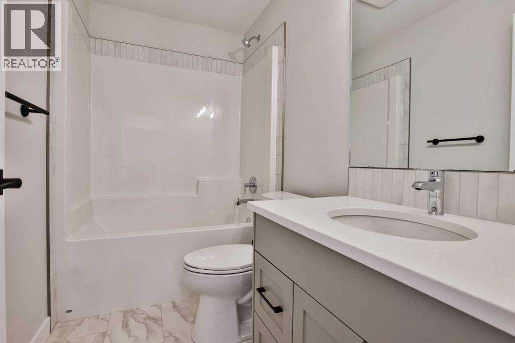877 Devonia Circle W - Image 19