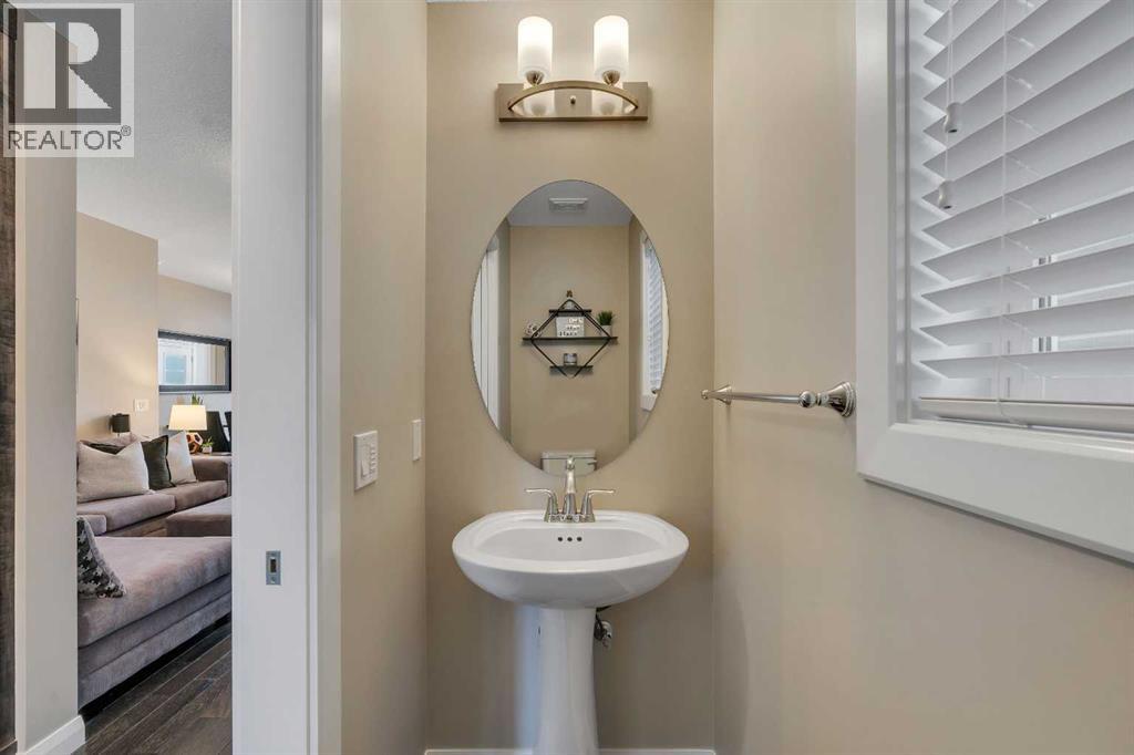 18 Evanscrest Rise NW - 17
