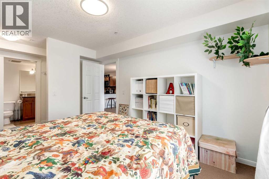 #132 500 Rocky Vista Gardens NW - 13