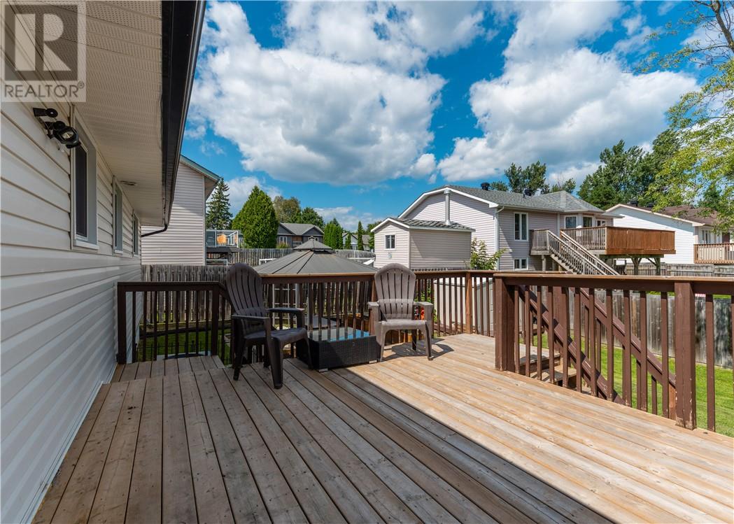 162 Lapointe Street - Image 24
