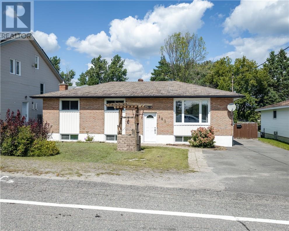 162 Lapointe Street - Image 27