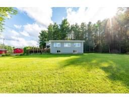 195 Ch. Wesley, Clarendon, QC J0X2Y0 Photo 41