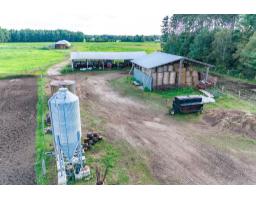 195 Ch. Wesley, Clarendon, QC J0X2Y0 Photo 73