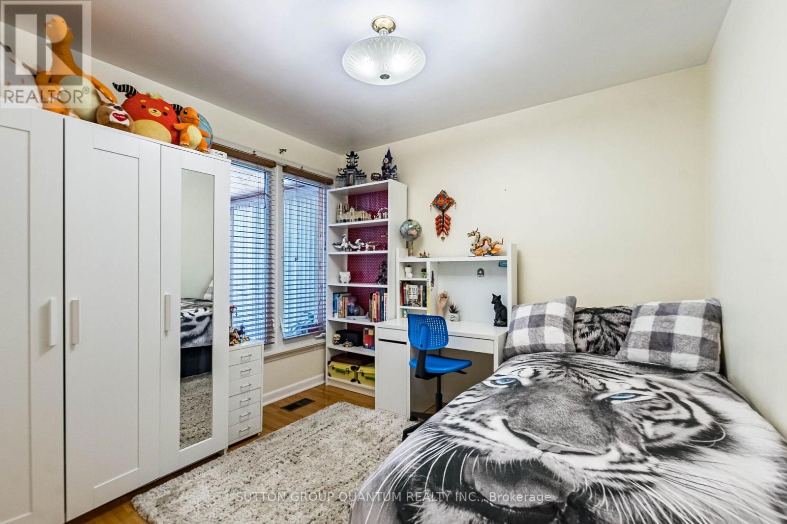 1293 DAIMLER ROAD - Image 20