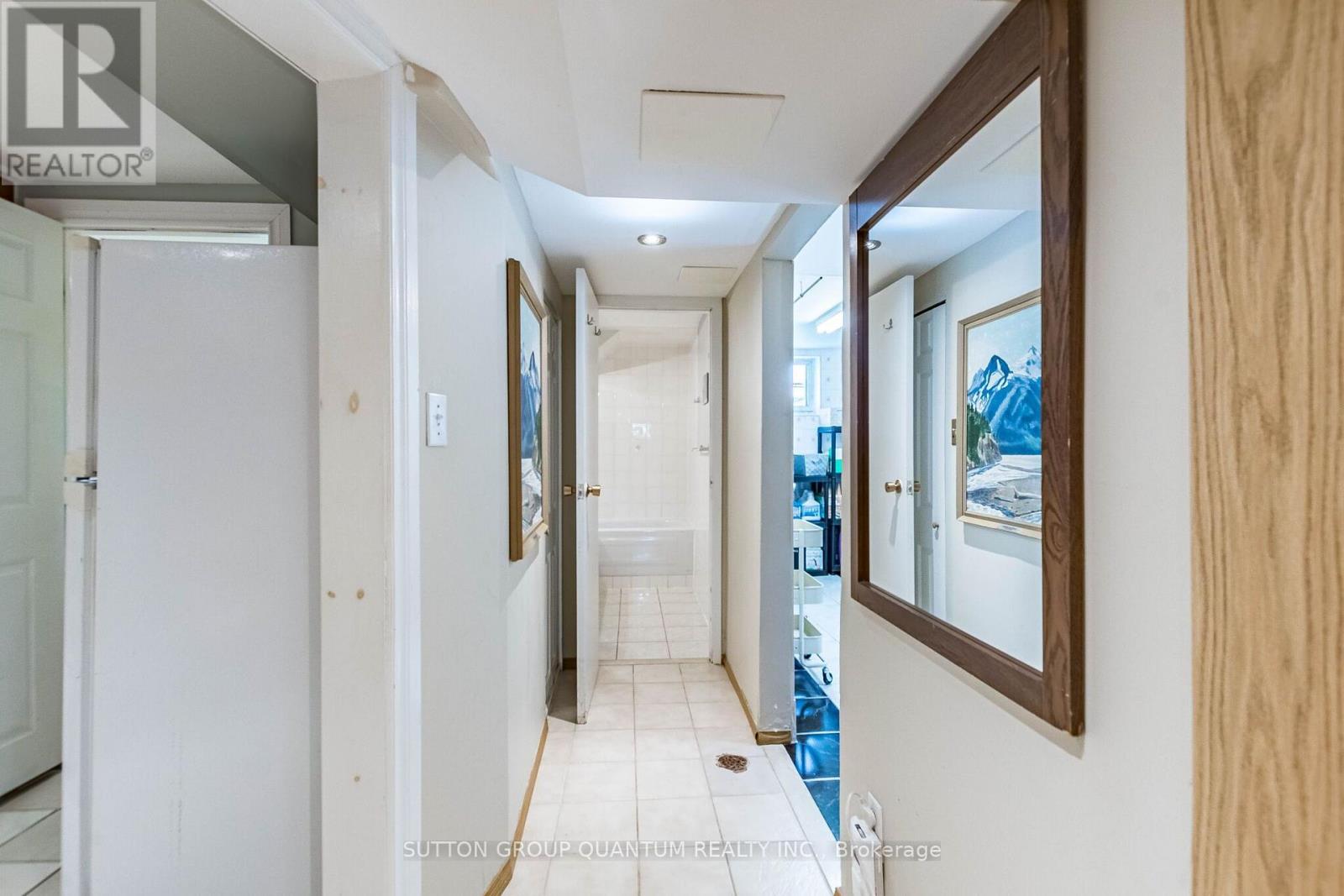 1293 DAIMLER ROAD - Image 29