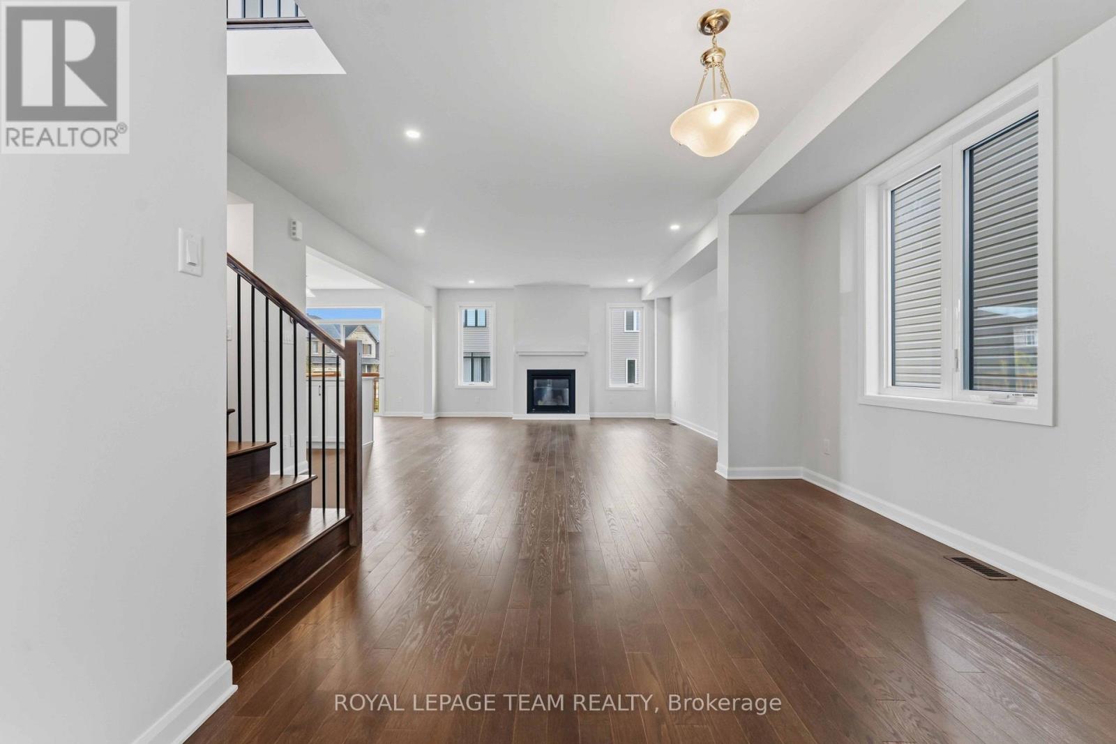 920 LOCOMOTION LANE - 4
