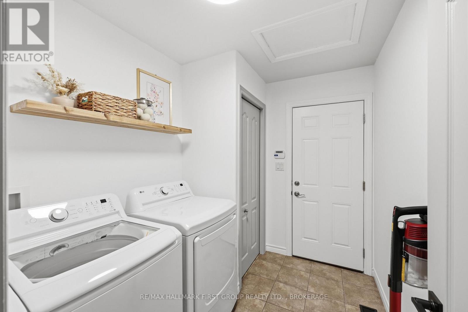 1286 MAZZOLIN CRESCENT - Image 32