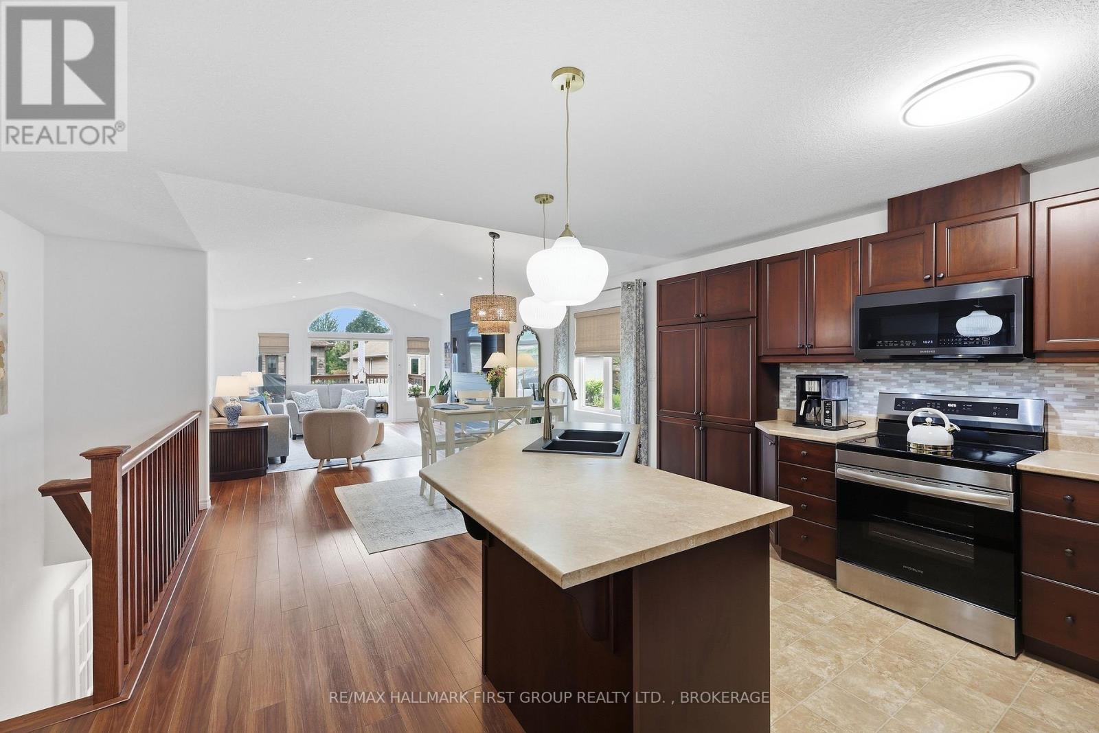 1286 MAZZOLIN CRESCENT - Image 8