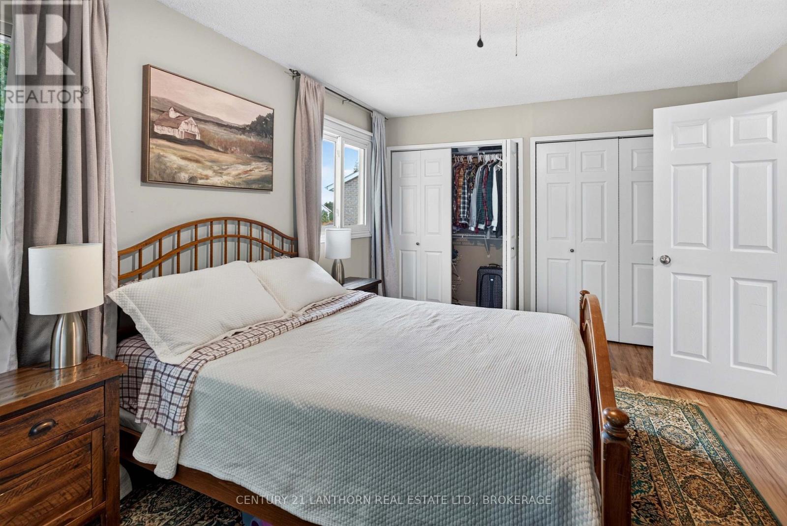 1006 DILLINGHAM STREET - 35