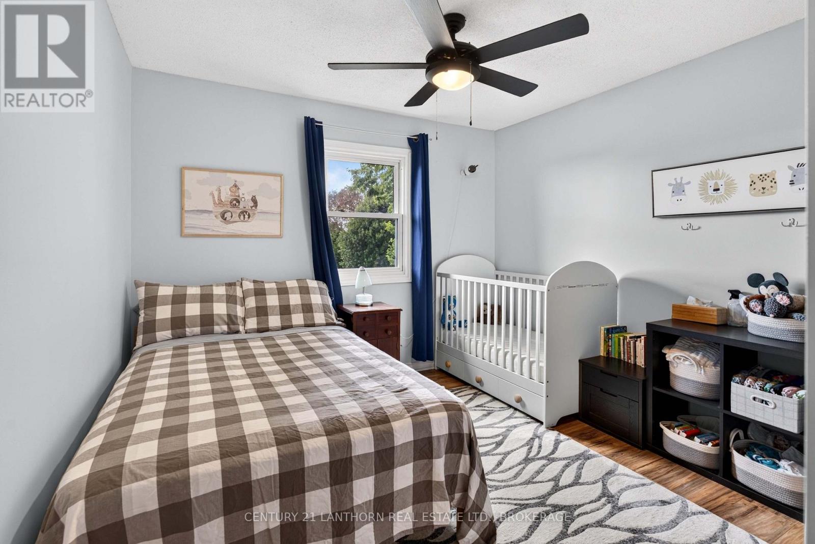 1006 DILLINGHAM STREET - 37