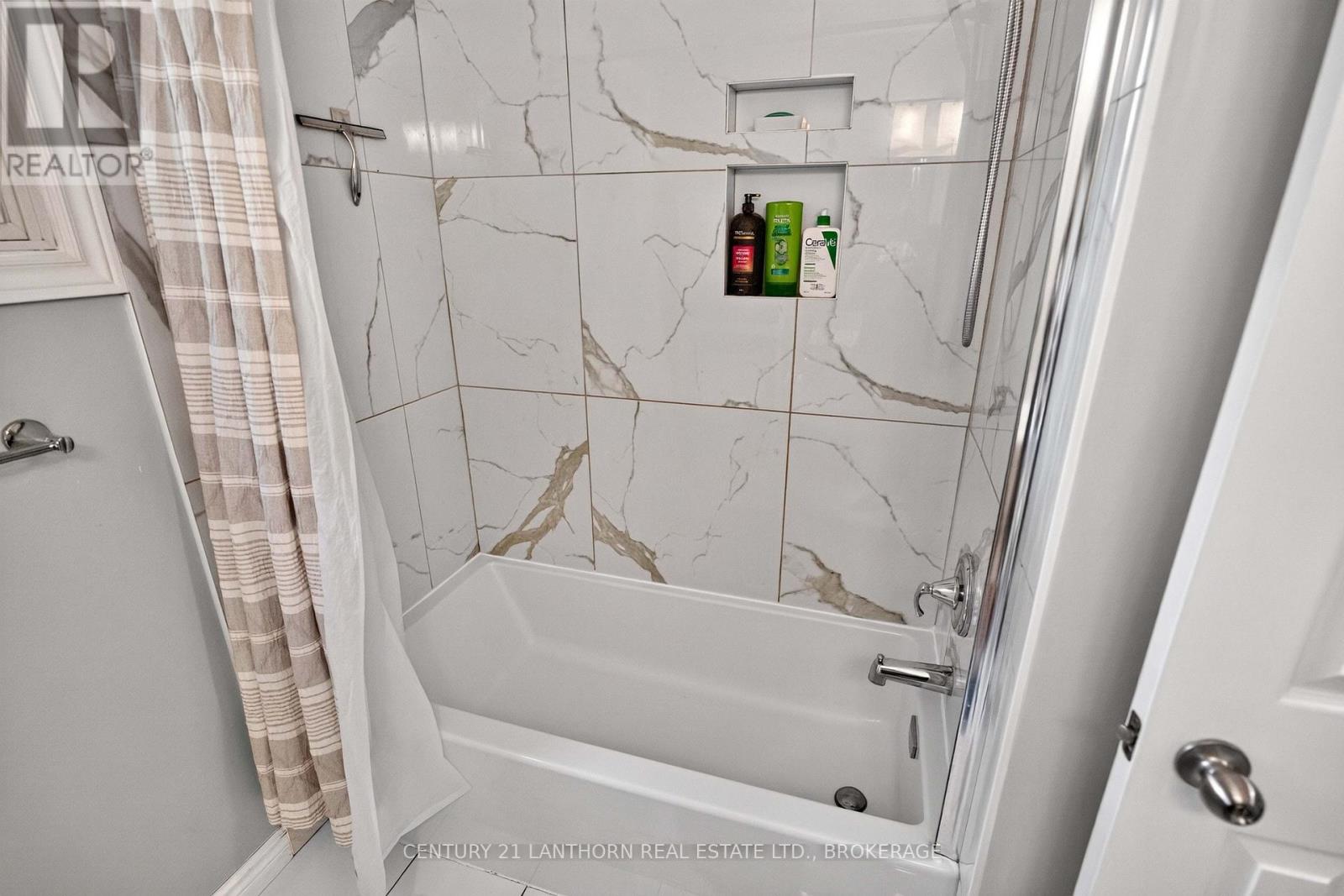 1006 DILLINGHAM STREET - 39
