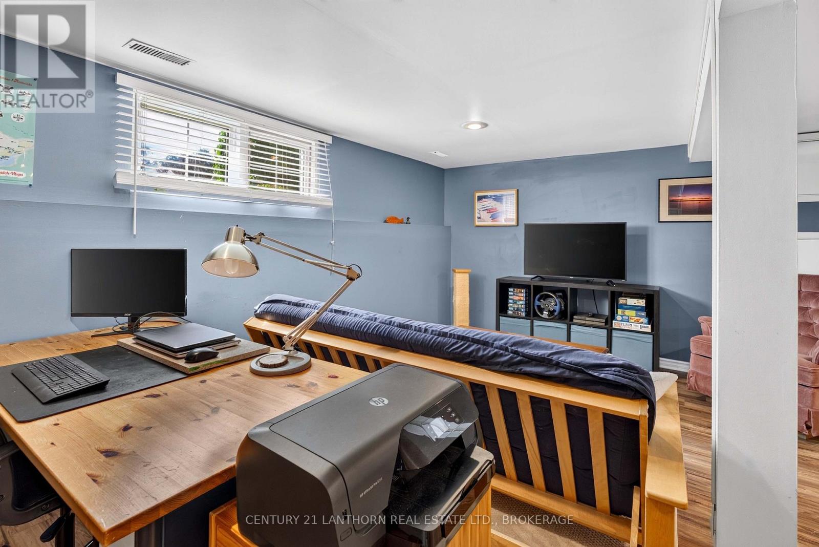 1006 DILLINGHAM STREET - Image 41