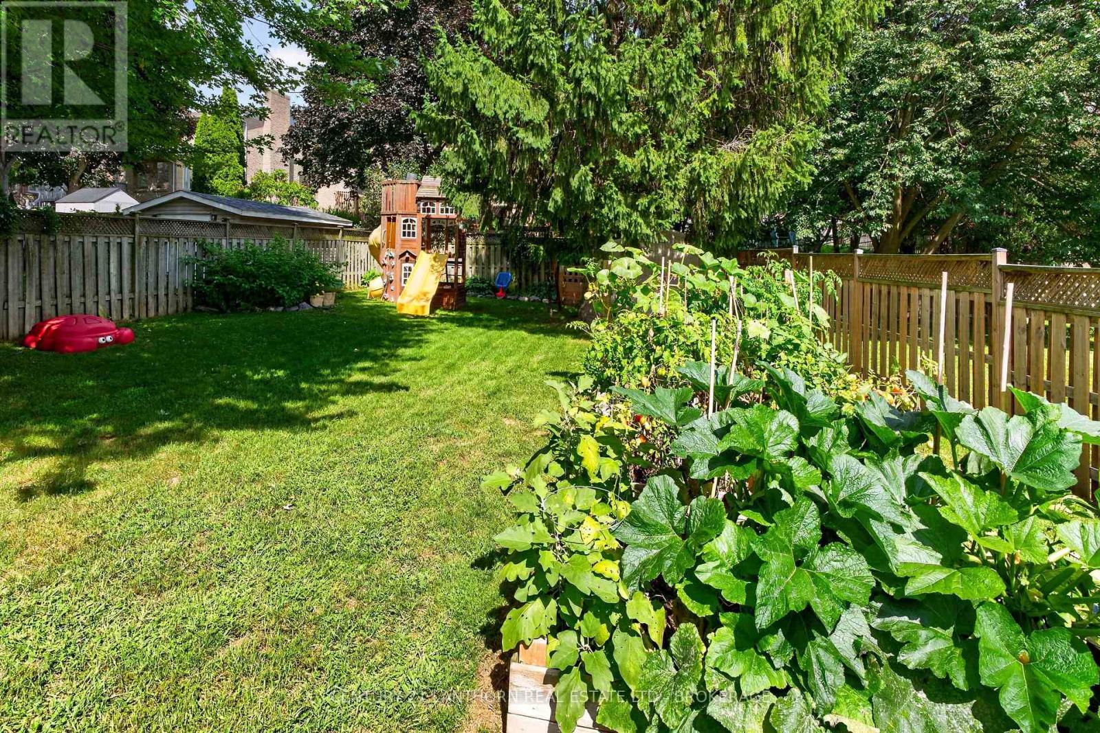 1006 DILLINGHAM STREET - Image 5