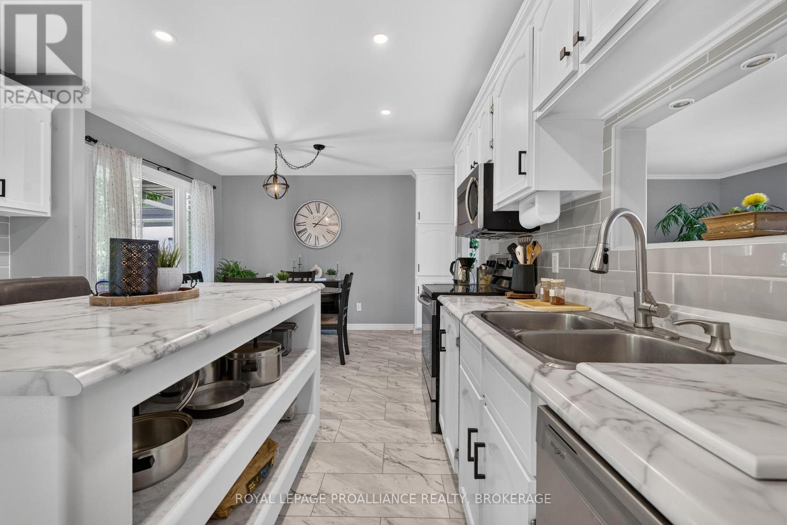 394 QUEEN STREET - Image 16