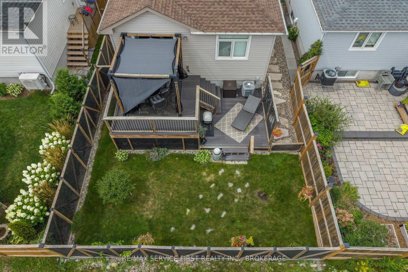 1604 JADE AVENUE - 34