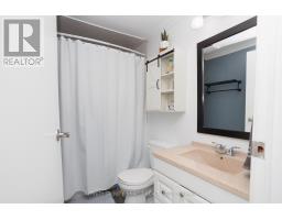 24 Circle Drive, Kawartha Lakes, ON K9V0H7 Photo 17