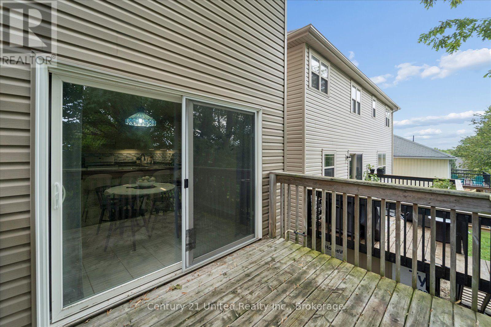 262 BOWEN DRIVE - Image 46