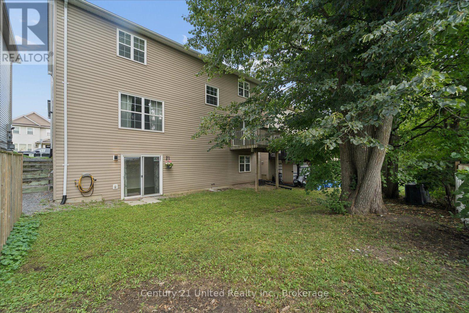 262 BOWEN DRIVE - 49