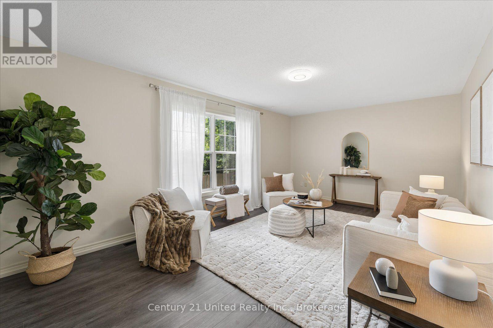 262 BOWEN DRIVE - Image 8