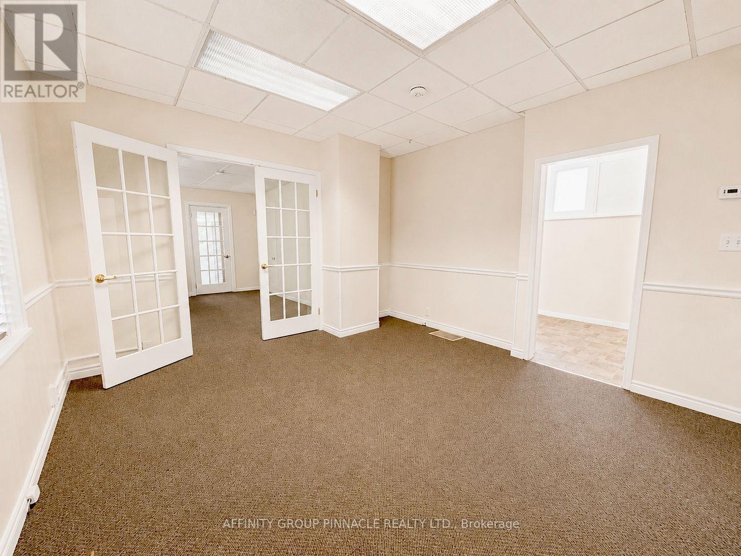 221 KENT STREET W - Image 18