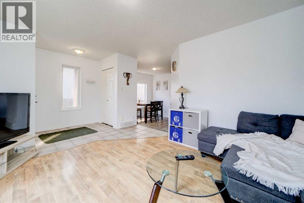 78 CHILCOTIN Road W - 7